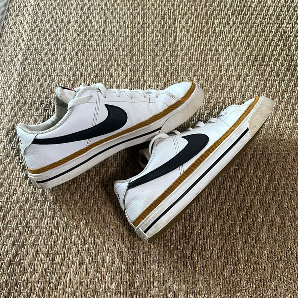 Nike Womens Court Legacy CU4149-102 White Casual Shoes Sneakers. 9